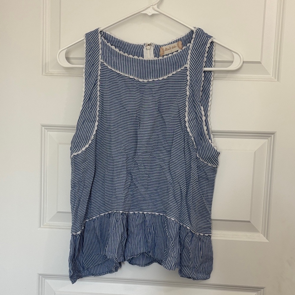 Altar’d State blue & white seersucker and ric rack tank top size L